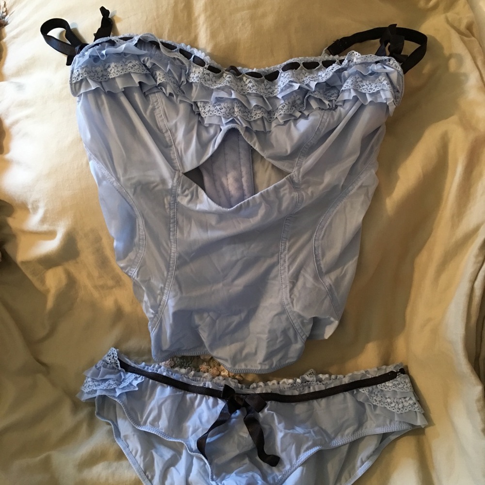 Jezebel intimates